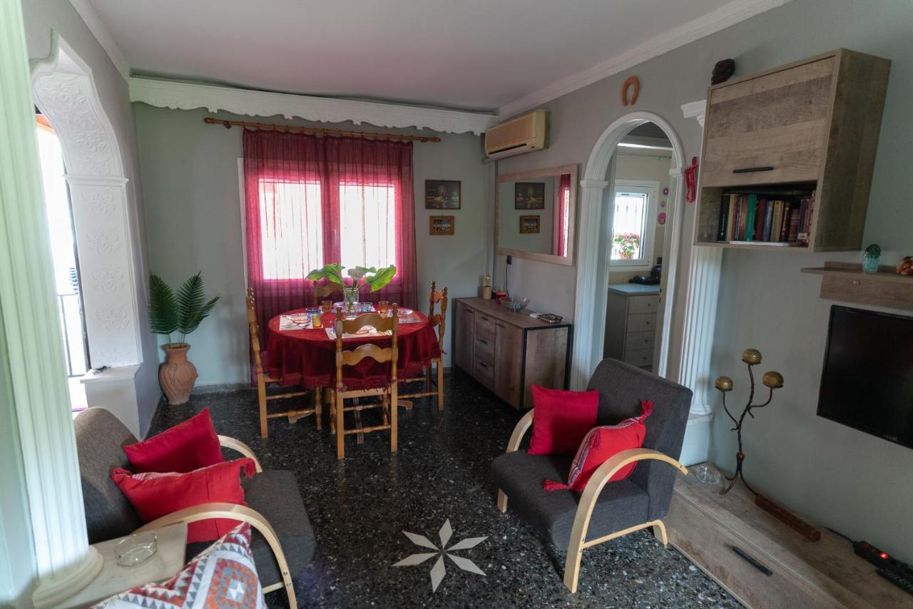 Vila Tilemachos House Kato Garouna Exteriér fotografie